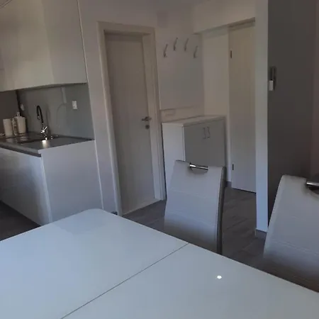 Apartment Ani *